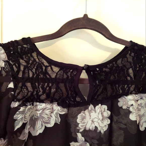 Sheer Black Floral Blouse - Picture 3 of 5